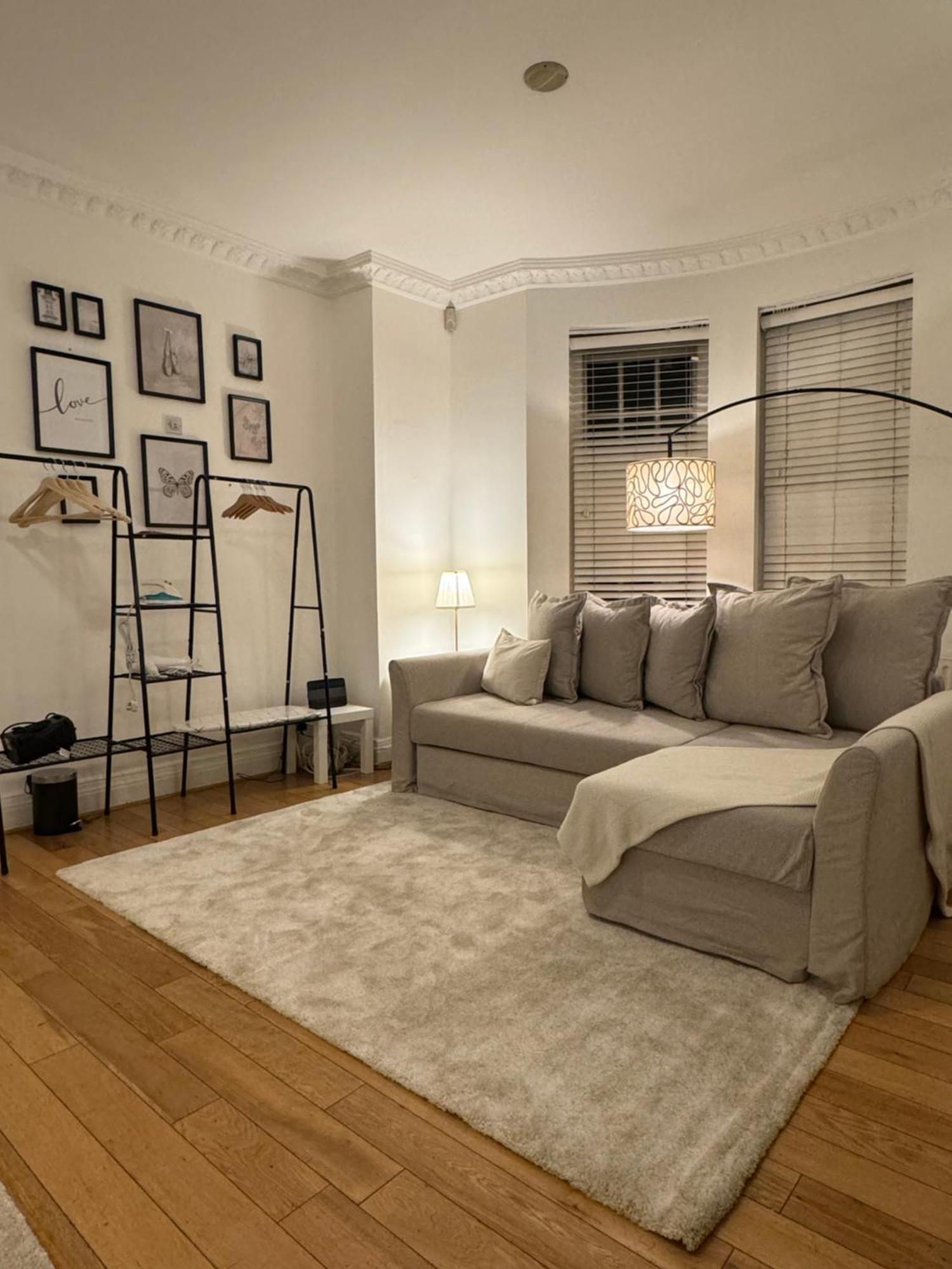 Homestay Hyde Park Corner House