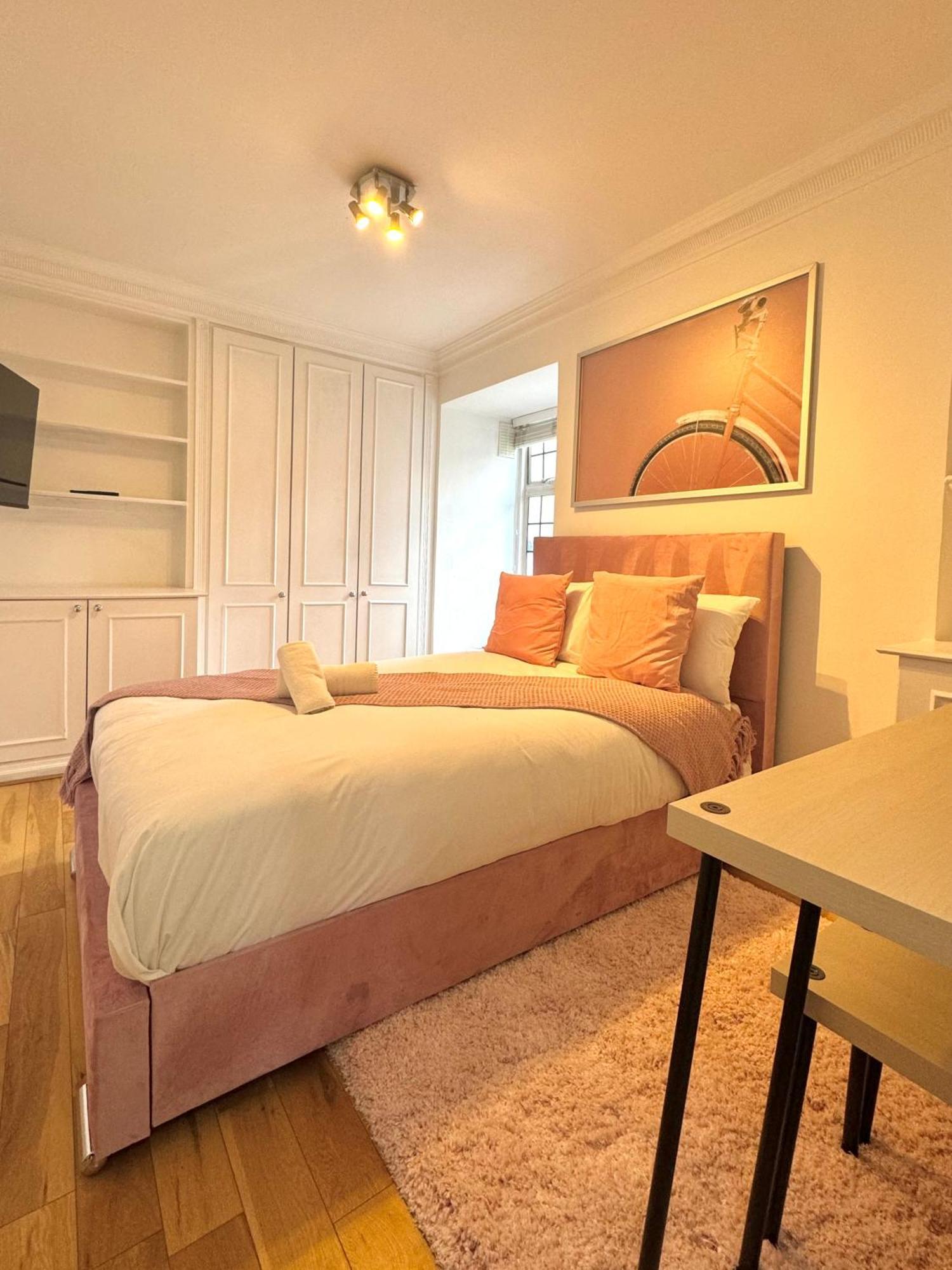 Hospedagem domiciliar Hyde Park Corner House *