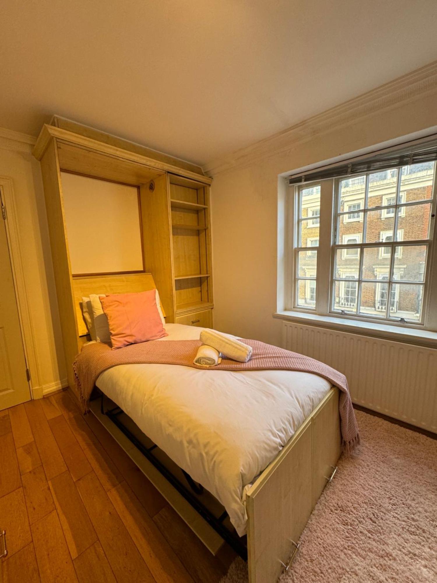 Hyde Park Corner House Homestay