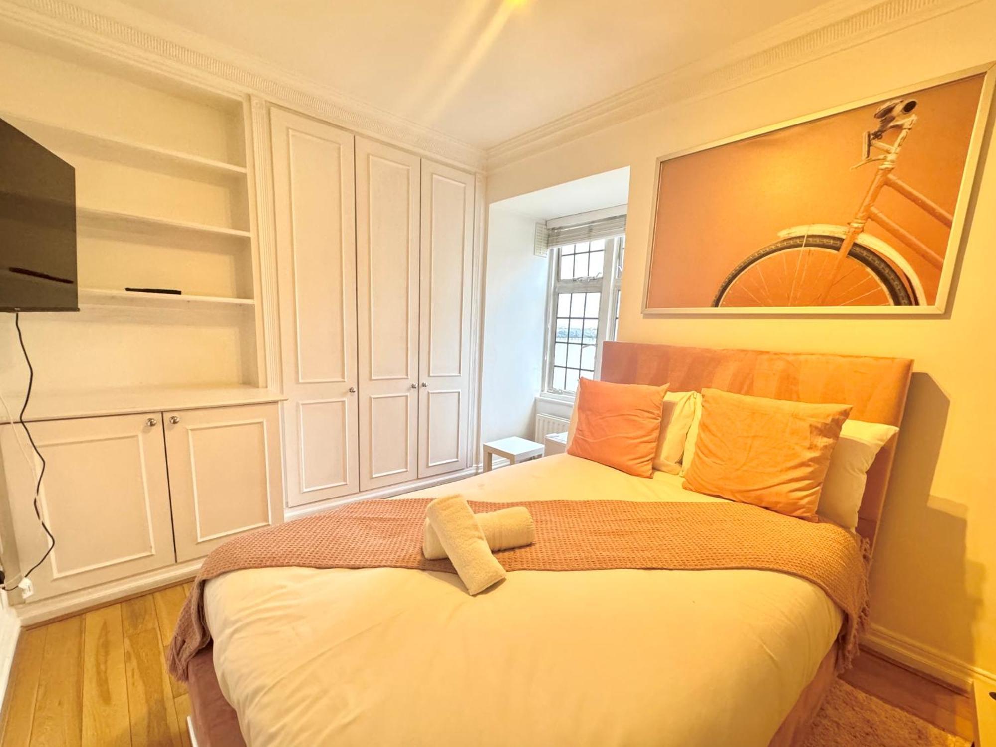 Homestay Hyde Park Corner House London
