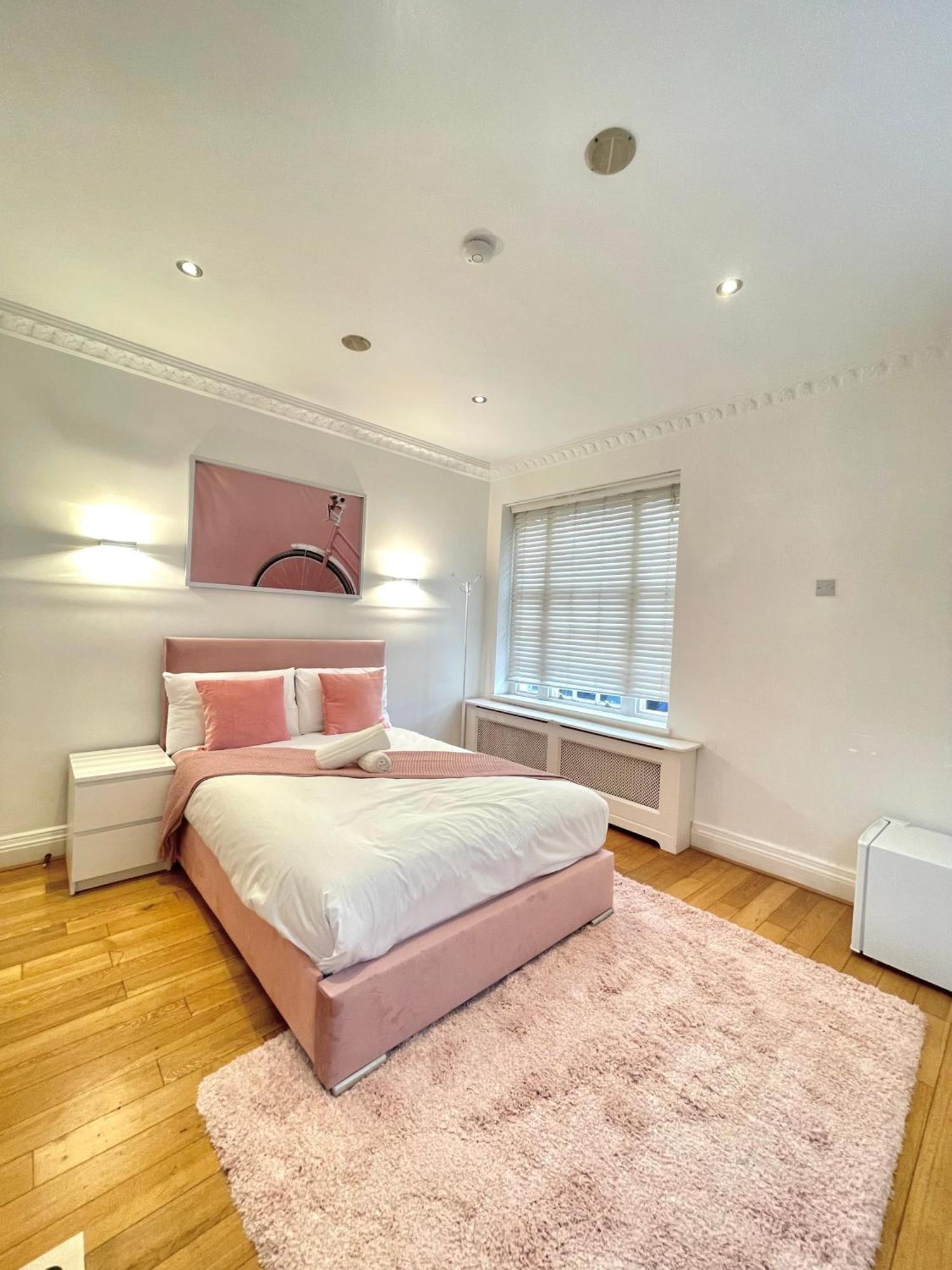Hyde Park Corner House London